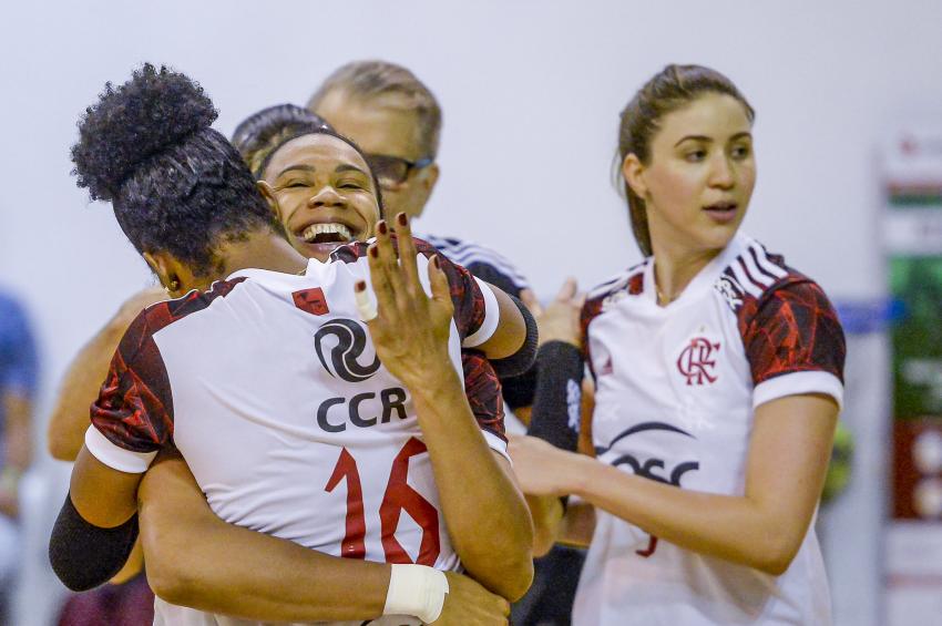 Capa da notícia - Sesc RJ Flamengo busca 17º título Carioca