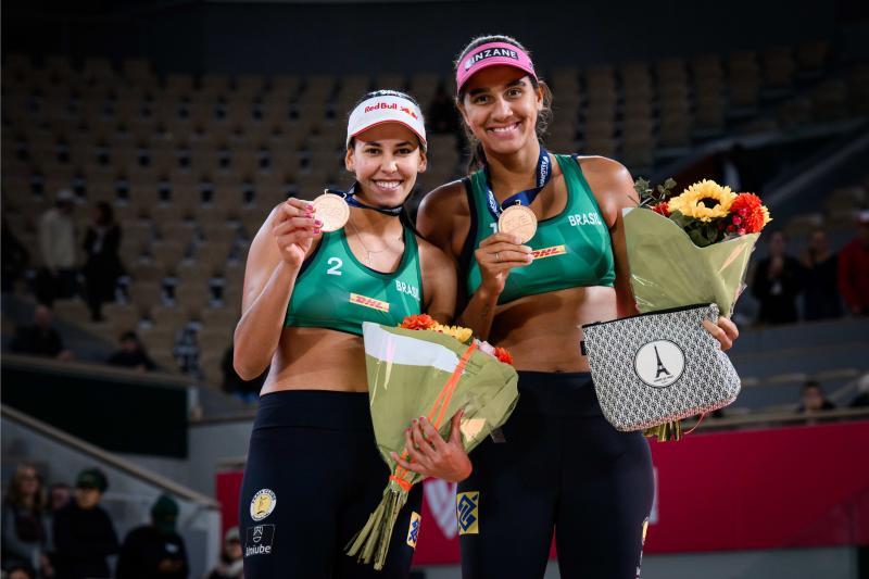 Capa da notícia - Duda e Ana Patrícia são bronze na etapa Elite de Paris