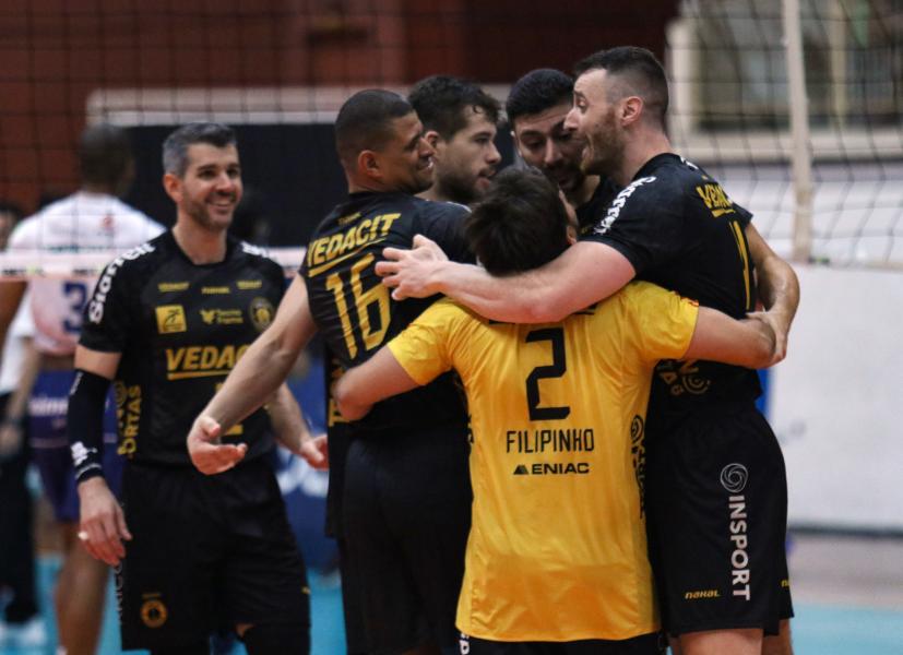Capa da notícia - Vedacit Vôlei Guarulhos vence a segunda partida consecutiva na Superliga