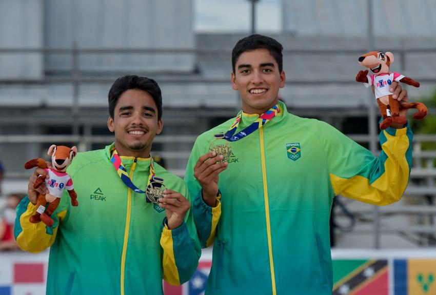 Capa da notícia - Pan-Americano Jr: brasileiros dominam o vôlei de praia