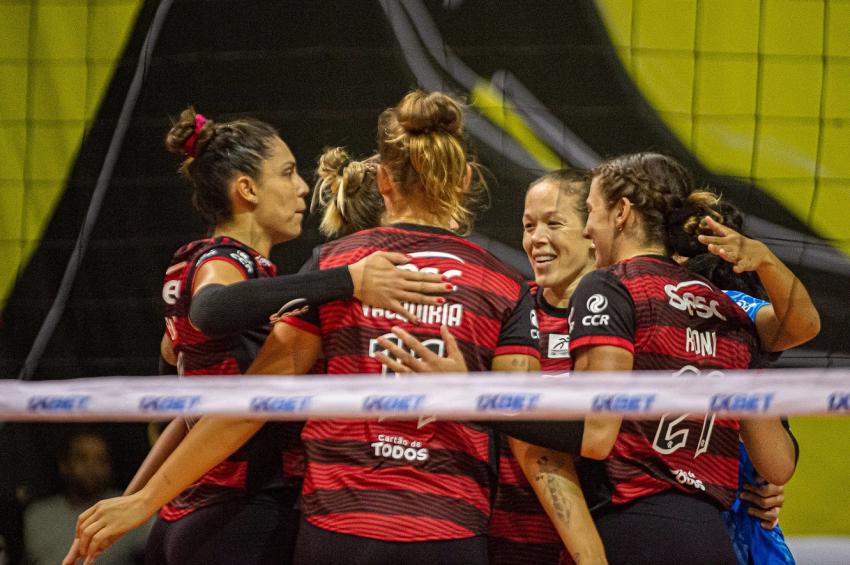 Capa da notícia - Sesc RJ Flamengo engata terceira vitória seguida na Superliga