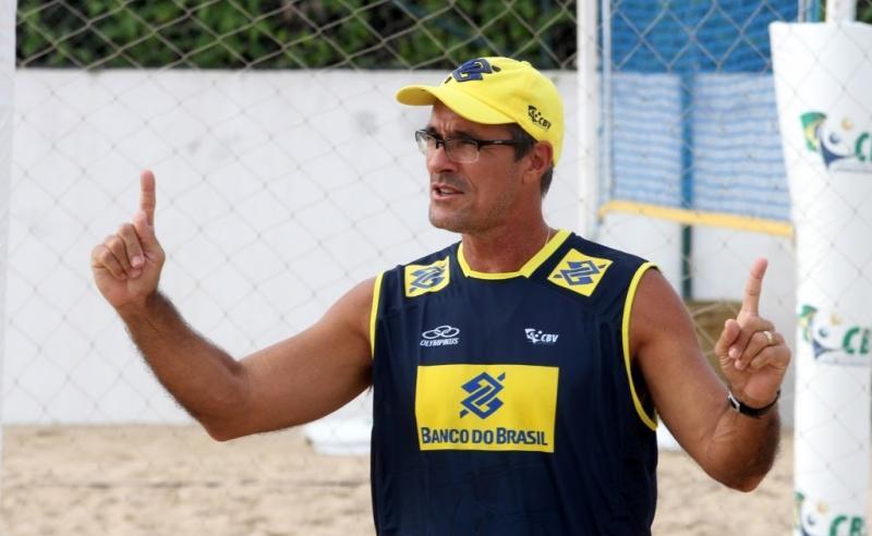 Capa da notícia - CBV anuncia Marcos Miranda como assistente-técnico da seleção masculina