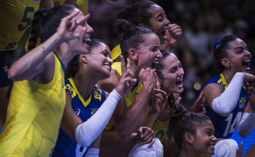 Capa da notícia - Brasil avança à semifinal da Liga das Nações