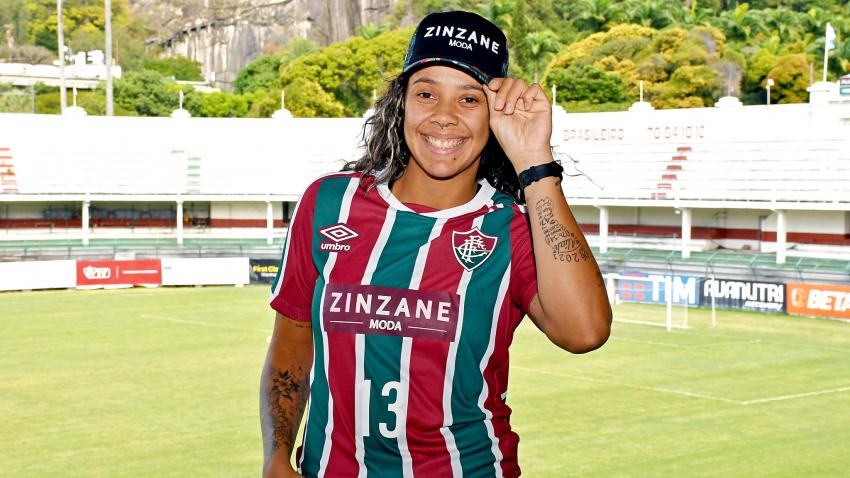 Capa da notícia - Ariane é a nova oposto do Fluminense 