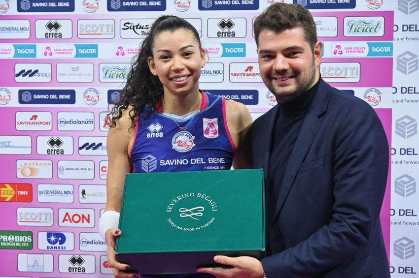 Capa da notícia - Copa Itália: Carol é MVP em classificação do Scandicci