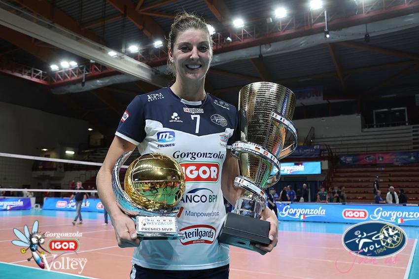 Capa da notícia - Itália: Anne Buijs é MVP e bate recorde de pontos no Novara