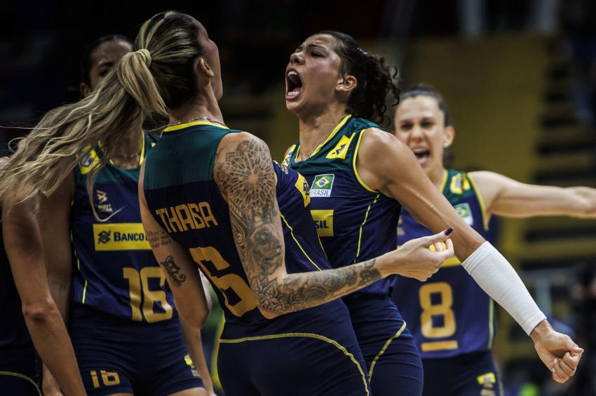 Capa da notícia - Liga das Nações: Thaisa e Carol lideram Brasil na Fase Final