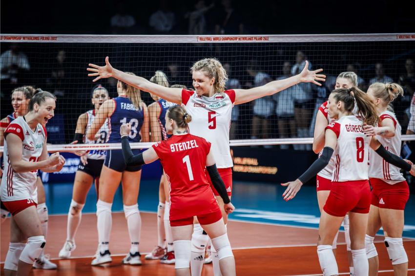 Capa da notícia - Mundial: Polônia abre disputa com vitória