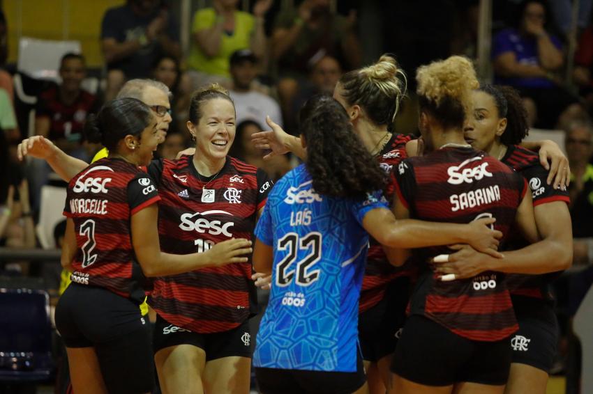 Capa da notícia - Sesc RJ Flamengo busca vitória contra o Barueri em mais um jogo da Superliga